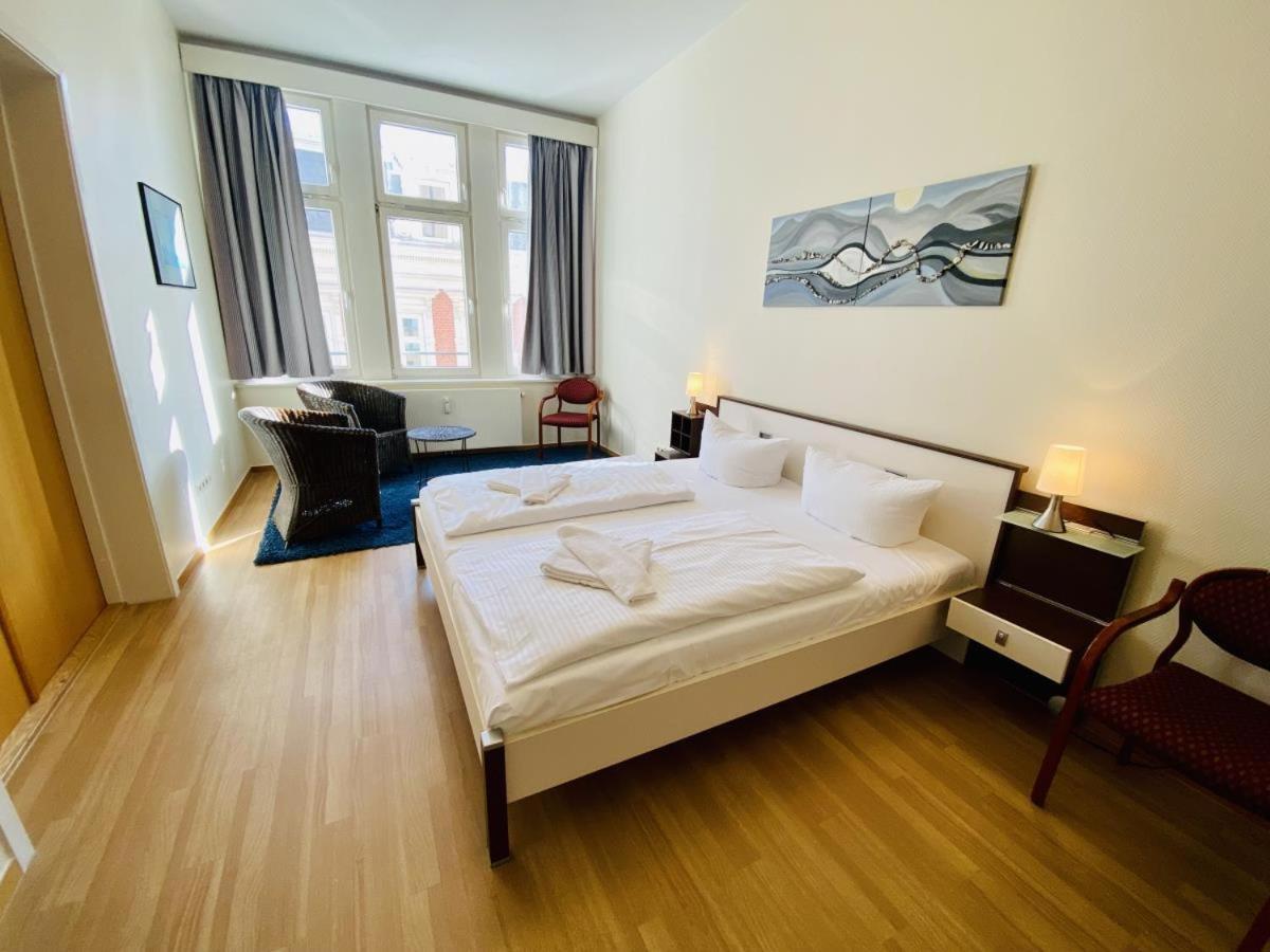 Apartamento Berringer, Leuchtfeuer, Direkt An Der Promenade Rostock Exterior foto
